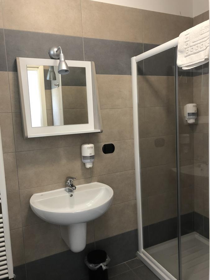 Hostel Cascina Monte Diviso Gallarate Exteriér fotografie